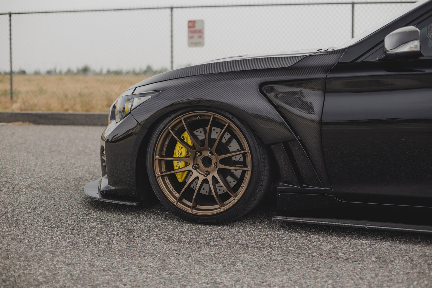 FLY1 Motorsports RS50 Vented Fenders - Infiniti Q50