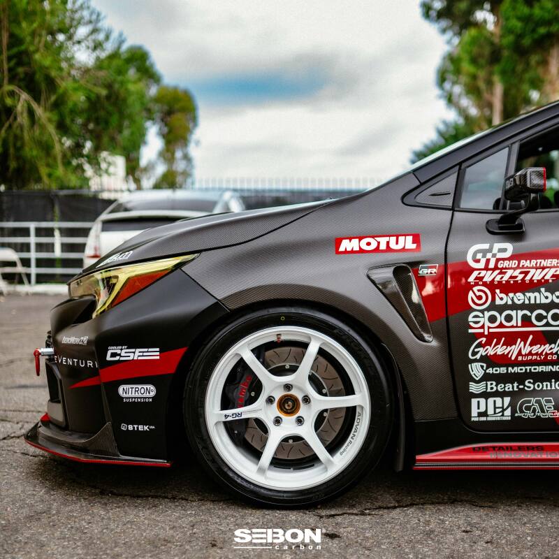 Seibon 2023 Toyota GR Corolla OE-Style Dry Carbon Fenders
