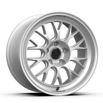 fifteen52 Holeshot RSR 20x10.5 5x112 35mm ET 66.56mm Center Bore Radiant Silver