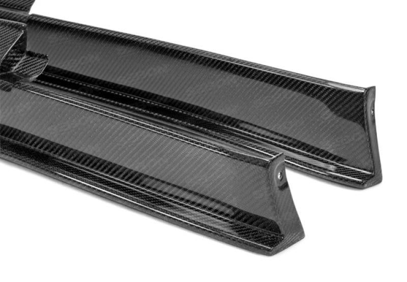 Seibon 12-13 Nissan GTR R35 SS-Style Carbon Fiber Side Skirts (Pair)