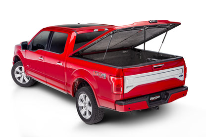 UnderCover 16-20 Toyota Tacoma 5ft Elite LX Bed Cover - Quicksand (Req Factory Deck Rails)