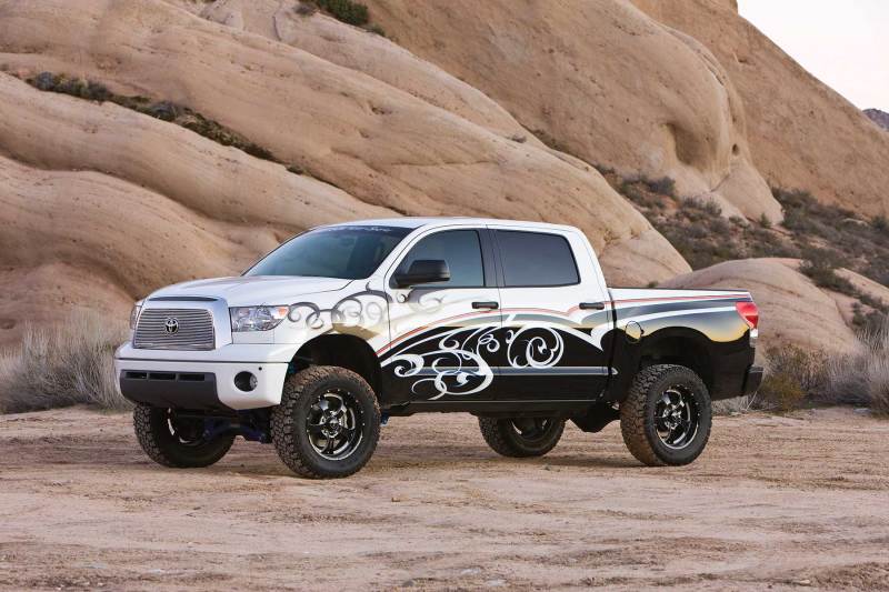 Fabtech 07-15 Toyota Tundra 2WD/4WD 6in Perf. System w/DL 2.5 Coilovers & Rear DL Shocks