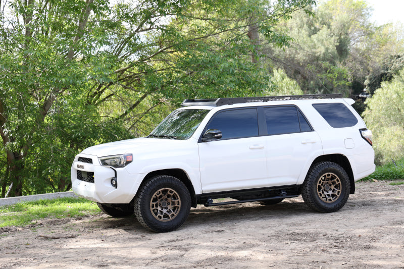 Go Rhino 14-24 Toyota 4Runner E1 Elec. Running Board Kit (Excl Limited, Nightshade Edit.+ TRD Sport)